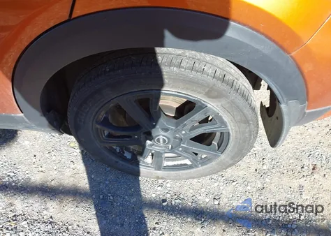 2023 Nissan Kicks Sr Xtronic Cvt from USA, damaged, VIN 3N1CP5DV5PL524465